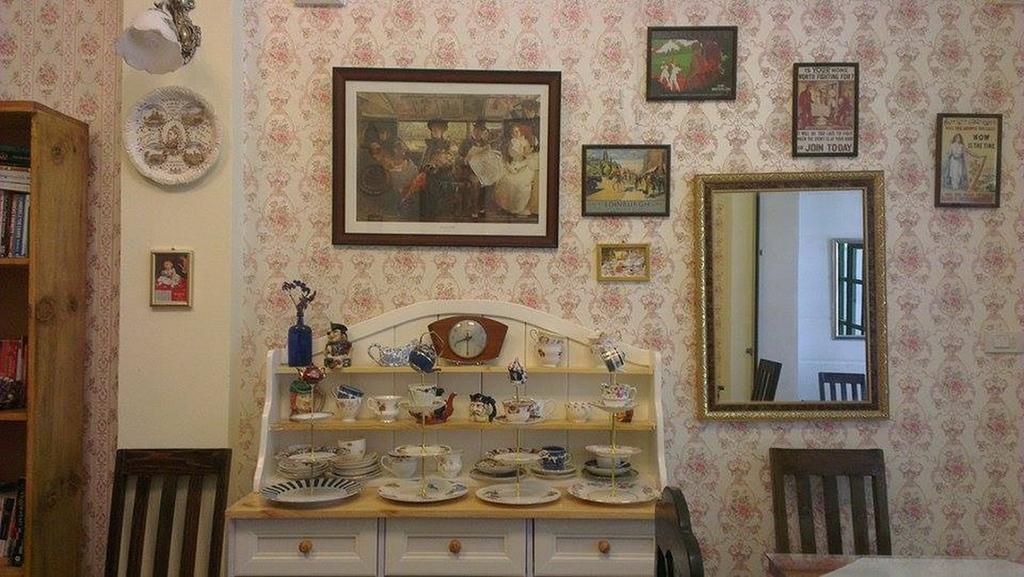 The London Tearoom Чиангмай Екстериор снимка