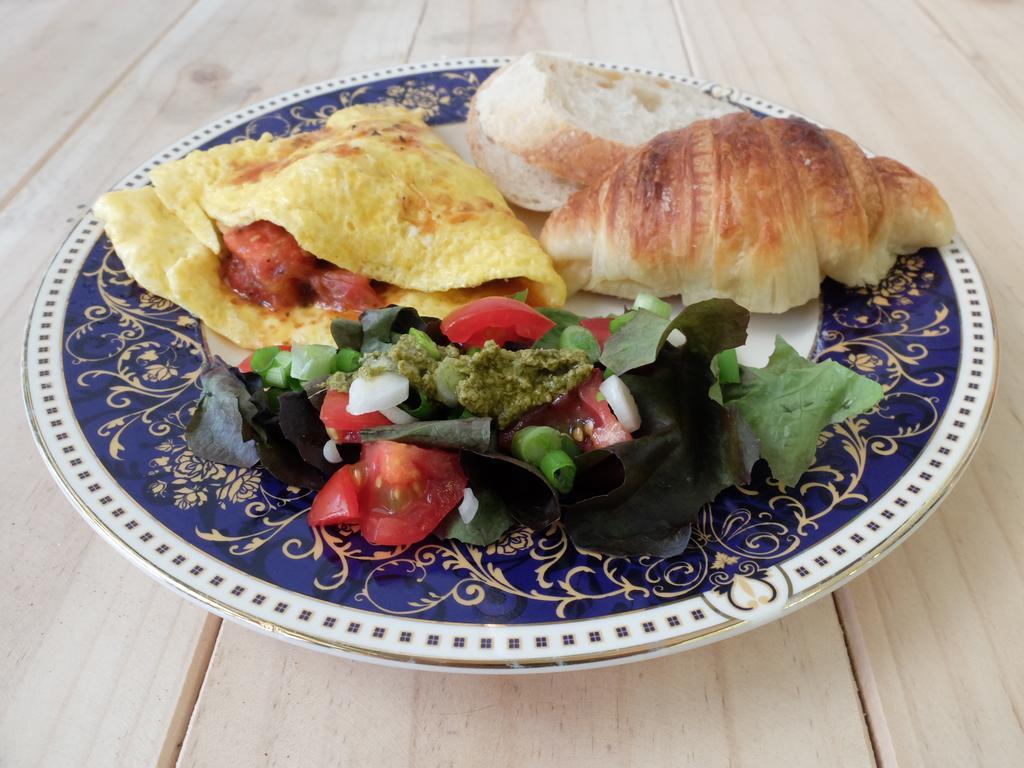The London Tearoom Чиангмай Екстериор снимка