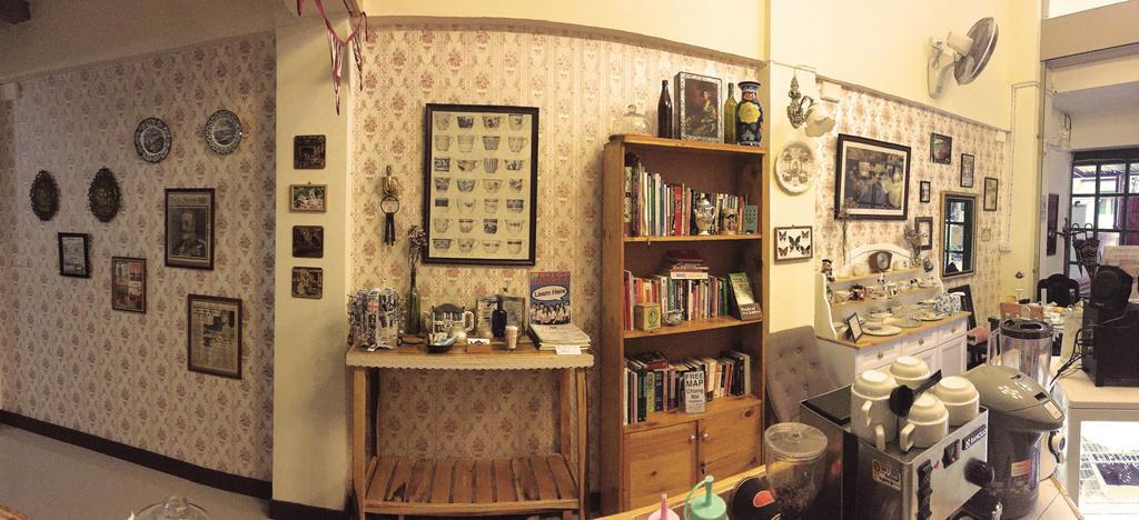 The London Tearoom Чиангмай Екстериор снимка