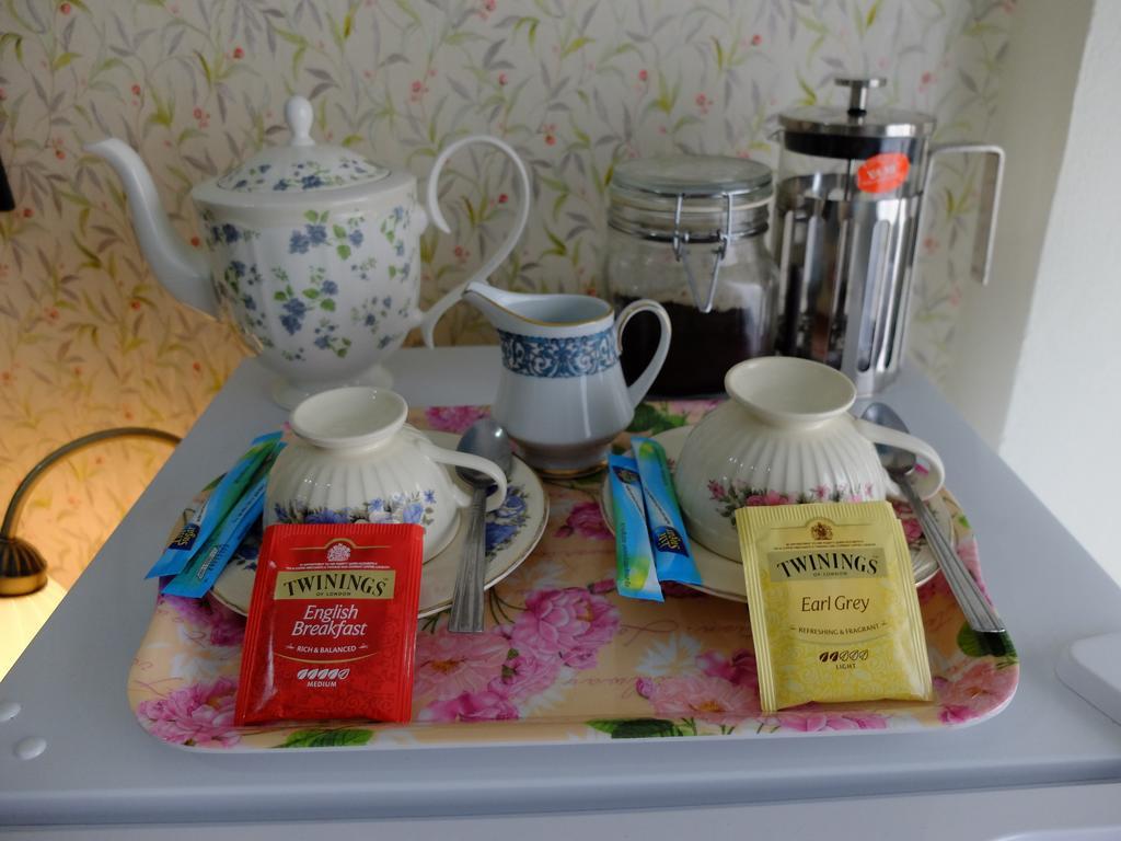 The London Tearoom Чиангмай Екстериор снимка