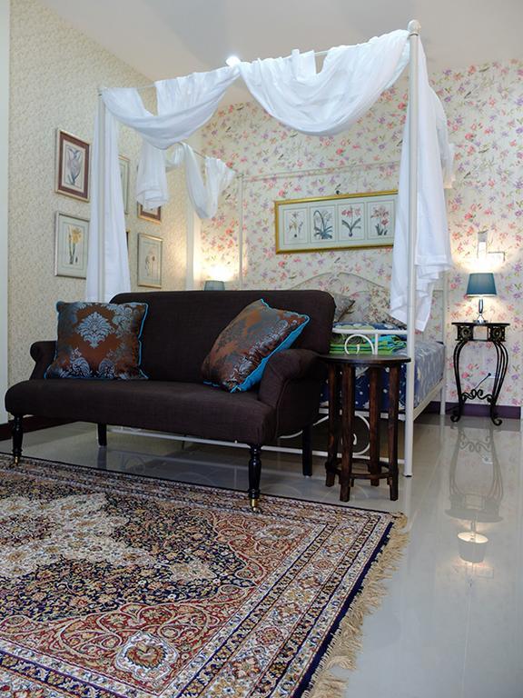 The London Tearoom Чиангмай Екстериор снимка